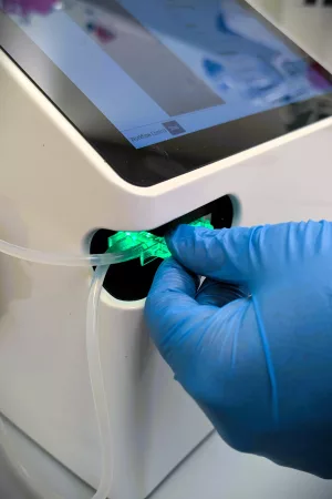 3_Cartridge insertion